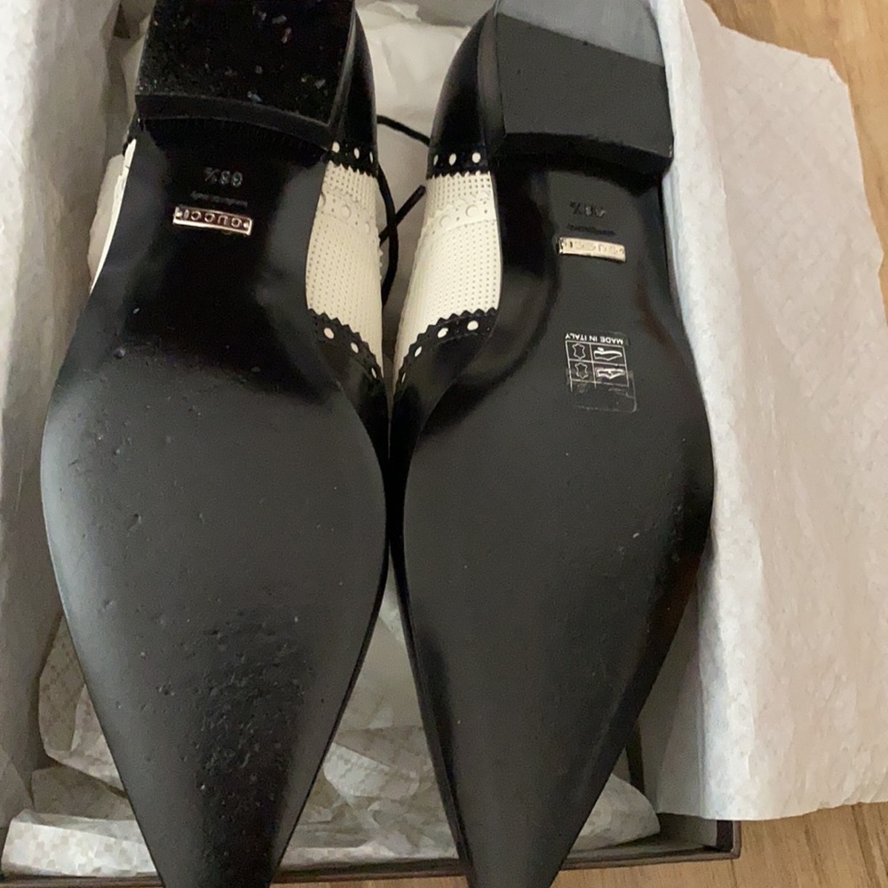 Gucci Shoes ✨ - Picture 2 of 4